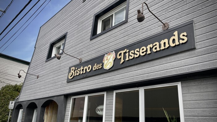 La façade du Bistro des Tisserands.
