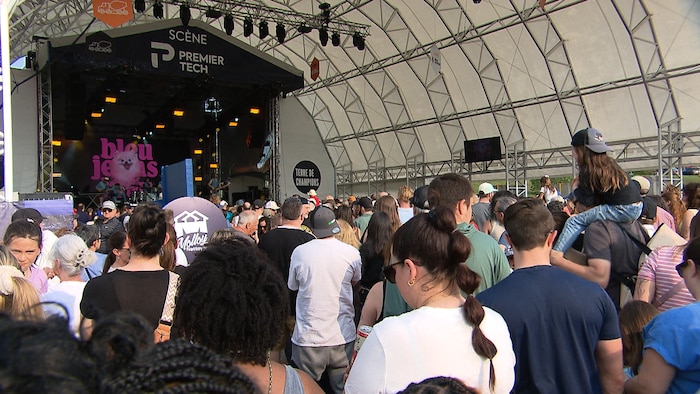 Bleu Jeans Bleu en spectacle.