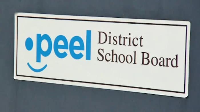 Le logo du Conseil scolaire du district de Peel.