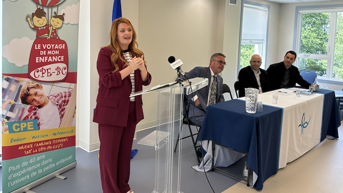 La ministre de la Famille, Catherine Blouin, a inauguré à Gaspé le premier CPE préfabriqué de la région