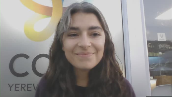 Rosalie Champagne-Côté lors d'un appel vidéo.