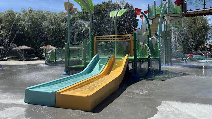 Des glissades du Zoo de Granby.