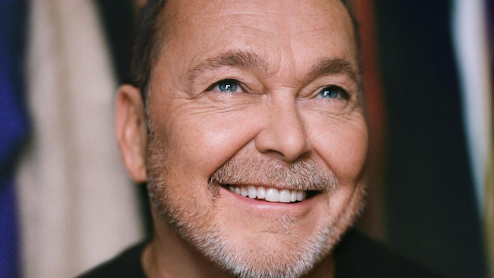 Jean-Michel Anctil, souriant.