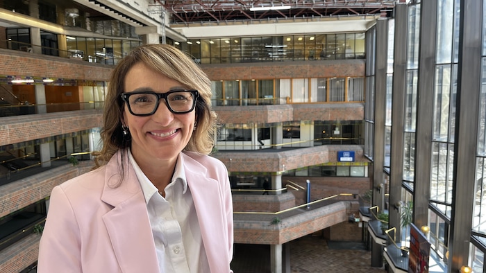 Portrait de Julie Bélisle.