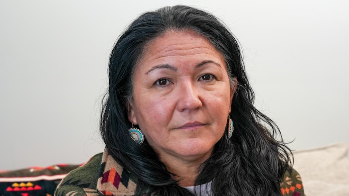 Portrait de Melody Lepine au bureau de la Première Nation à Fort McMurray en septembre 2026