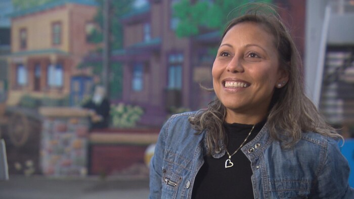 Monica Pena Florez, tout sourire.