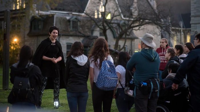 Les visites fantômes de The Haunted Walk sont offertes en français et en anglais.
