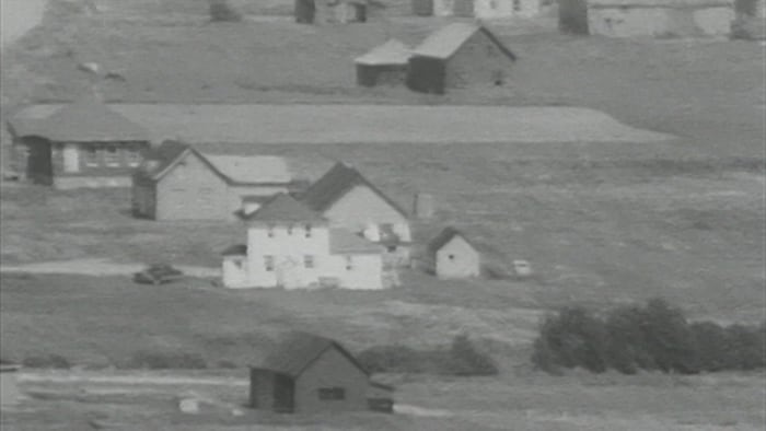 Des maisons qui se situaient sur le territoire de Forillon avant l'expropriation de centaines de gaspésiens.