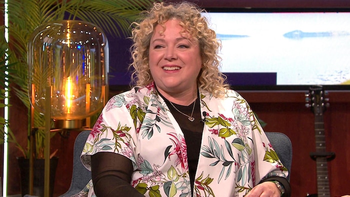 Lyne Morissette sur le plateau d'On va se le dire.