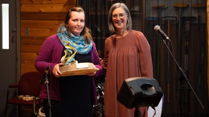 Geneviève Tremblay et Lorraine Taillefer, le 15 mai 2024.  