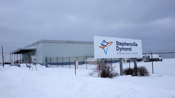 L'aéroport international Stephenville Dymond.