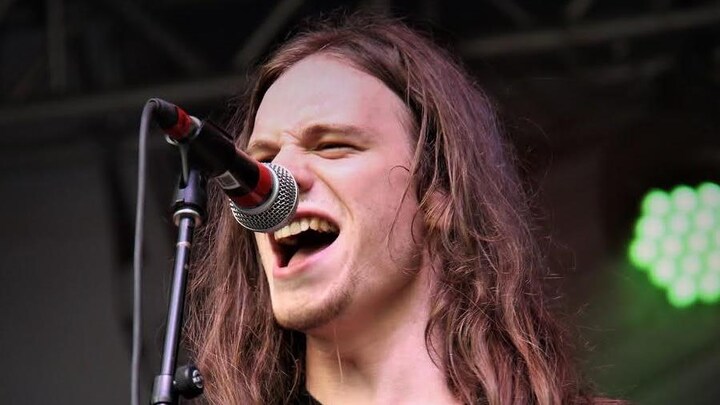 Jacob Deraps Quand un jeu vidéo mène à une carrière de guitariste vedette sur ...