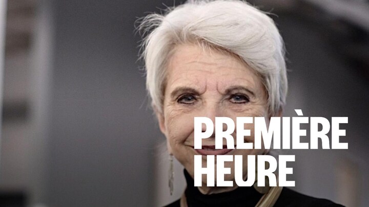 L'ex-politicienne, Monique Jérôme Forget, pose en souriant.