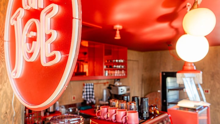 Le comptoir du Café Joe.