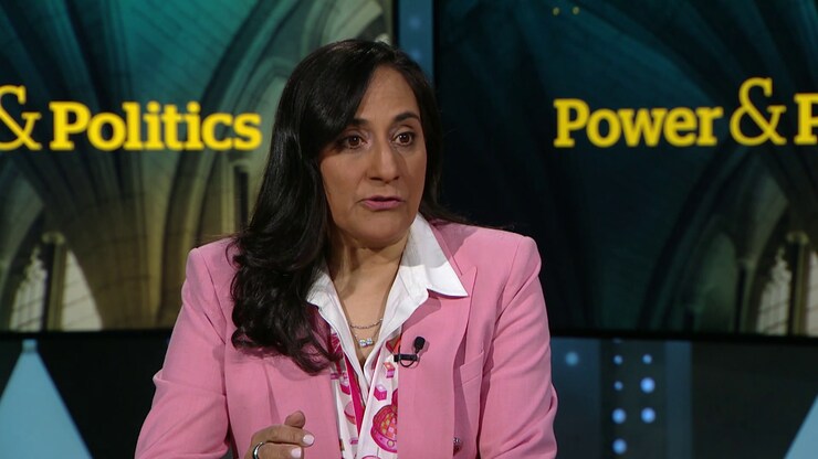 وزيرة الخارجية الكندية أنيتا أناند خلال مقابلة مع تلفزيون ’’سي بي سي‘‘.