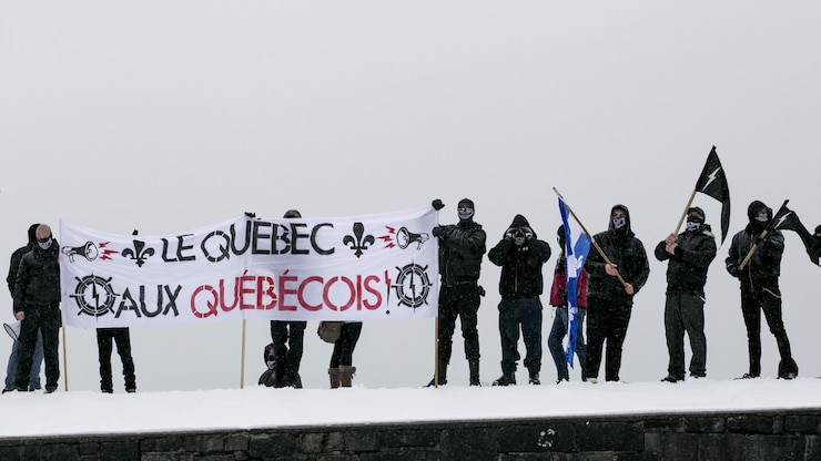 Miembros del grupo de extrema derecha etnonacionalista Atalante en Quebec.