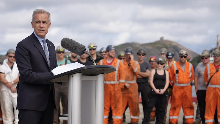 رئيس الوزراء الكندي مارك كارني متحدثاً اليوم في مؤتمره الصحفي في سانت جونز.