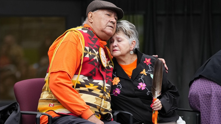 Eugene Arcand  y Claudette Commanda 