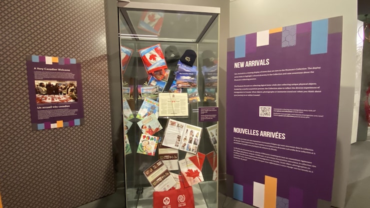 ملصقات ومناشير.