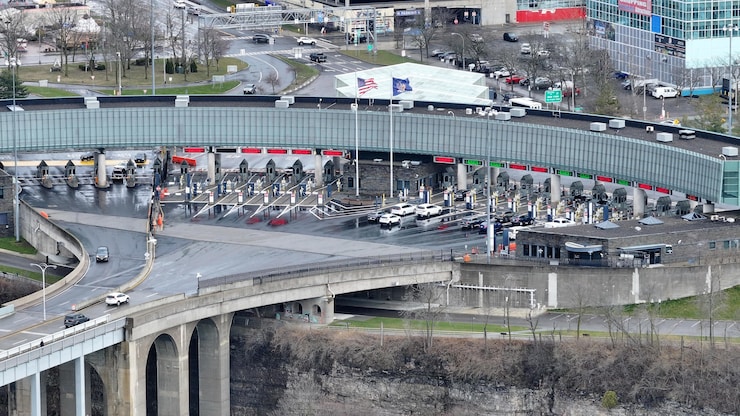 “Buffalo loves Canada”: offensive to convince Canadians to visit Buffalo “Buffalo loves Canada”: offensive to convince Canadians to visit Buffalo