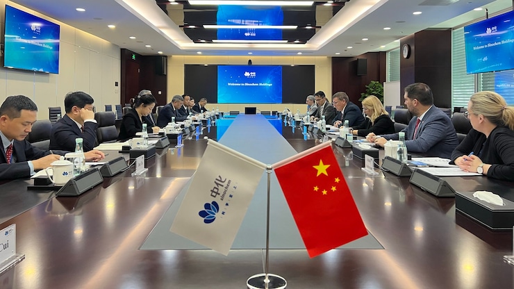 萨斯喀彻温省省长莫伊（Scott Moe）和联邦政府官员刚结束中国的商务访问。