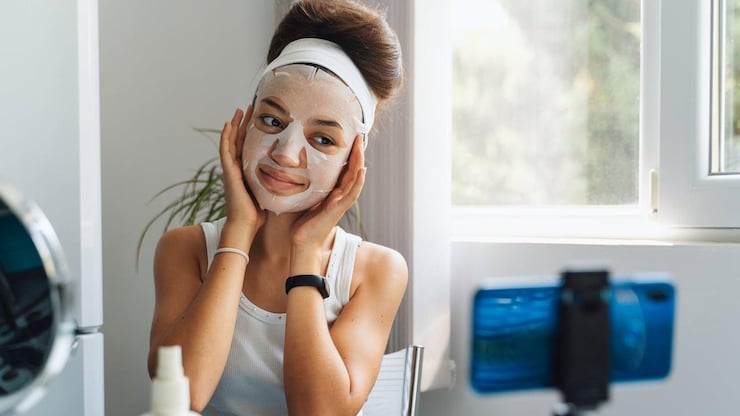 ’Sephora kids’ are using anti-aging creams. A new study says harms aren’t just skin deep ’Sephora kids’ are using anti-aging creams. A new study says harms aren’t just skin deep