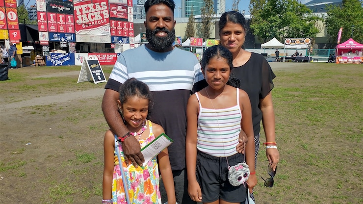 Un festival culinaire halal combine côtes levées et inclusion | Radio ...