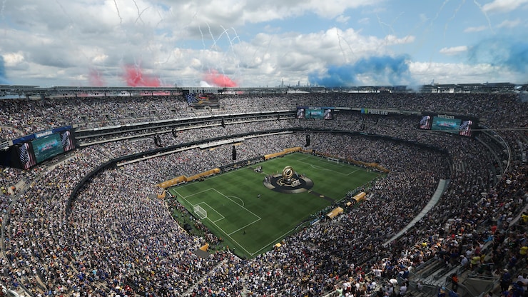 大都会人寿体育场（MetLife Stadium）。
