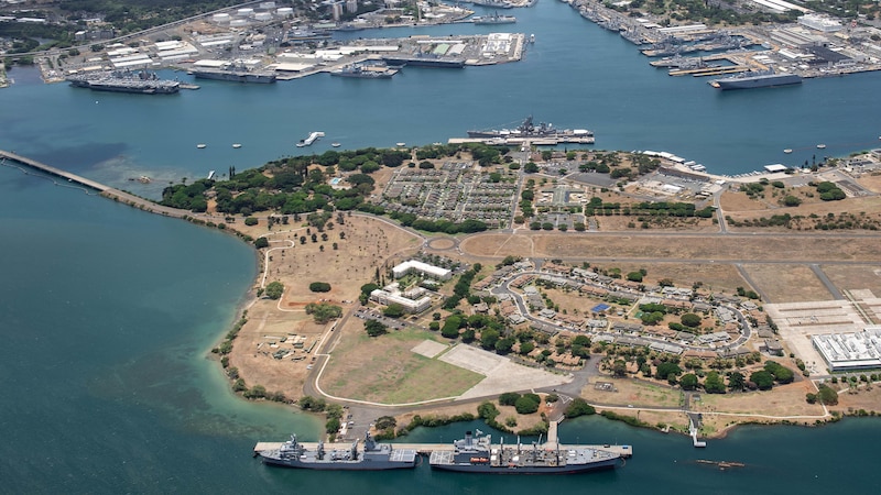 Vue aérienne d'une section de la base de Pearl Harbor-Hickam.