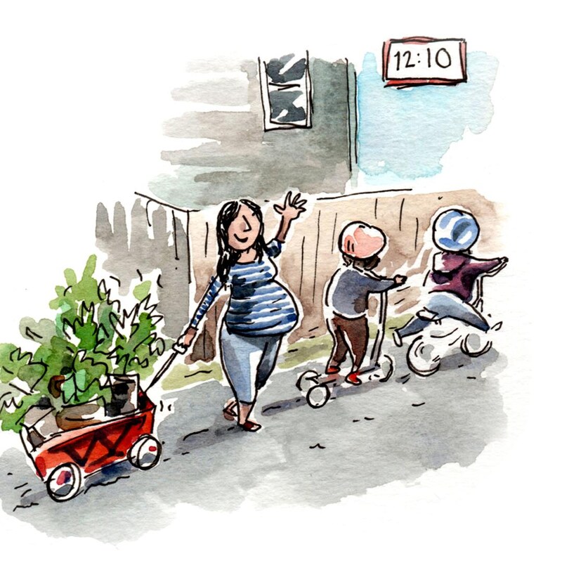 Sur le dessin, une maman traîne un petit chariot contenant des plantes, et on voit deux enfants devant elle, l'un sur une trottinette, l'autre sur une bicyclette. La maman salue en notre direction.