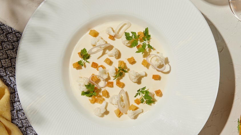 Panna cotta dans un bol.