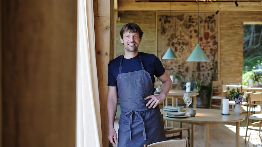 René Redzepi dans la salle à manger du Noma.