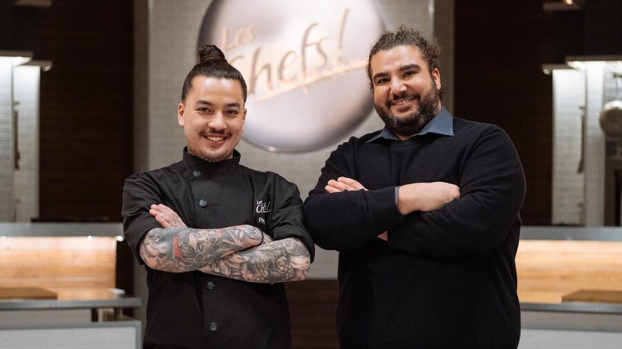 Philippe Szeto et son mentor, Jonathan Rassi dans la cuisine de l'émission Les Chefs!.