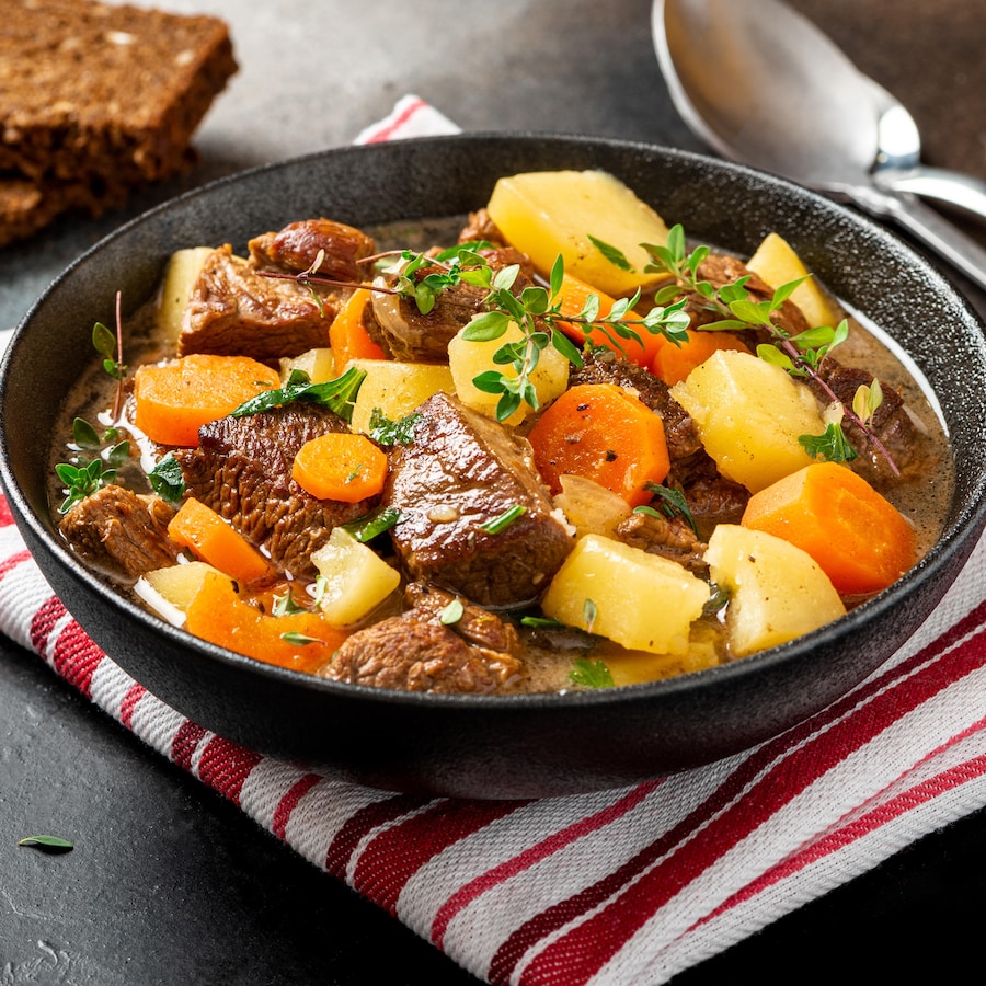 Recettes de Mijotés et Ragoûts Réconfortants | Mordu
