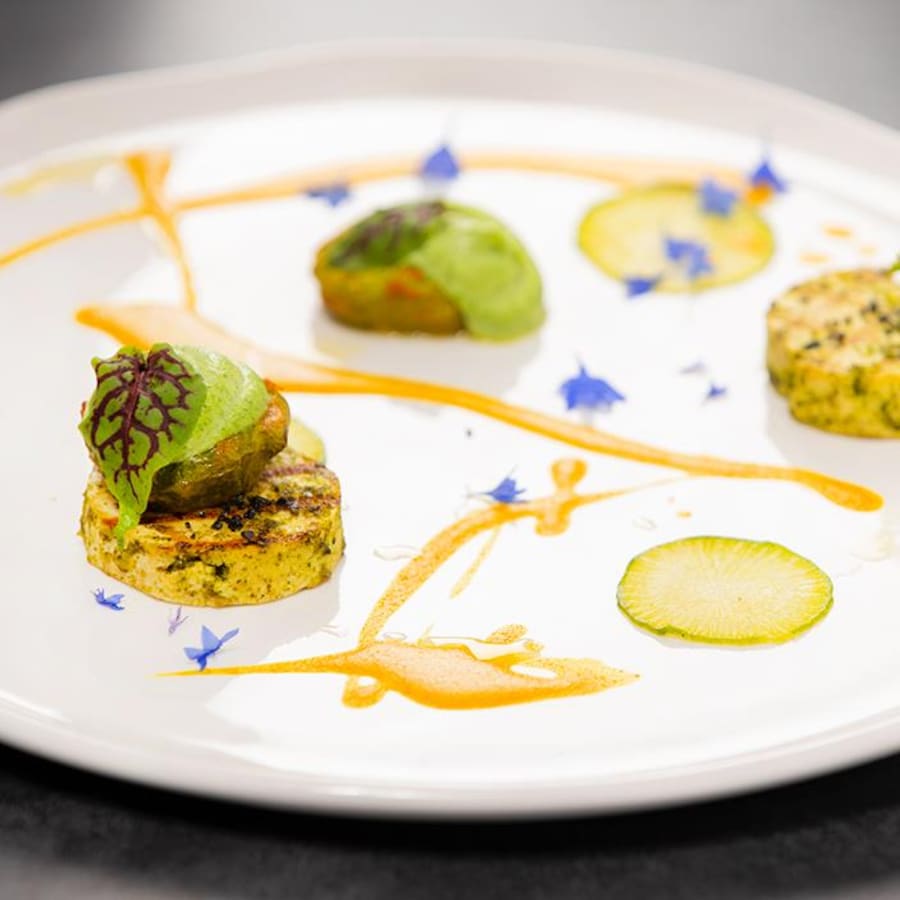 Camembert fondant au mélange du randonneur