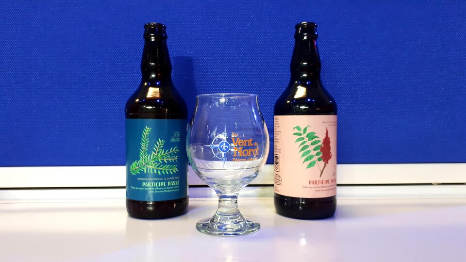 Deux bières de La Chasse Pinte.