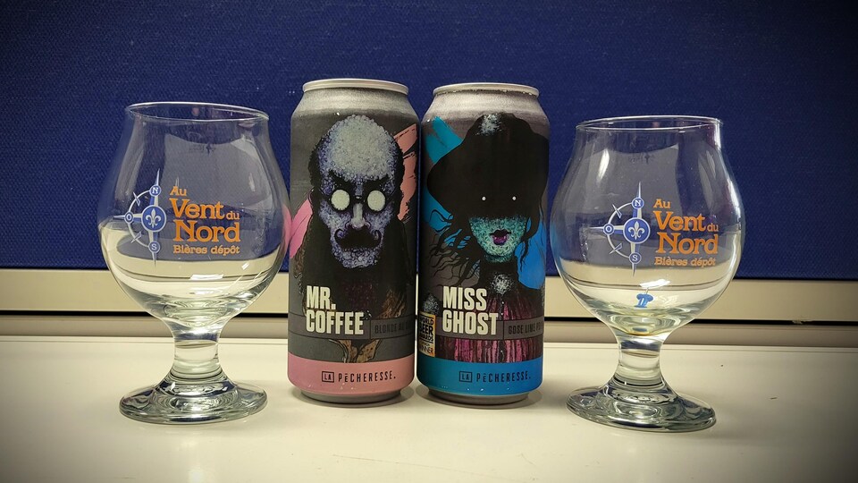 Deux bières de la microbrasserie La Pécheresse.