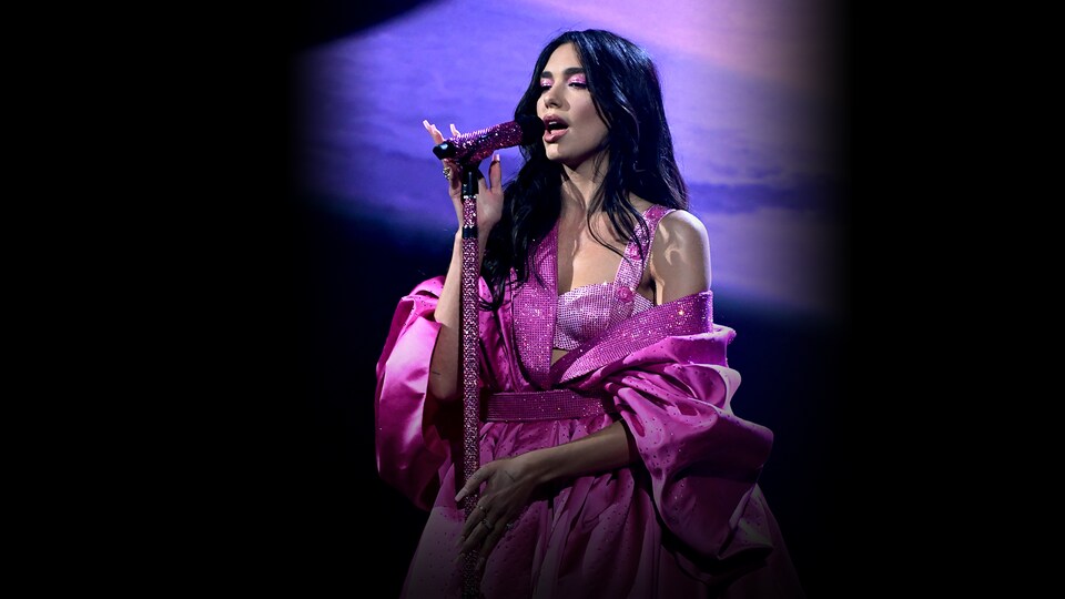 Dua Lipa.