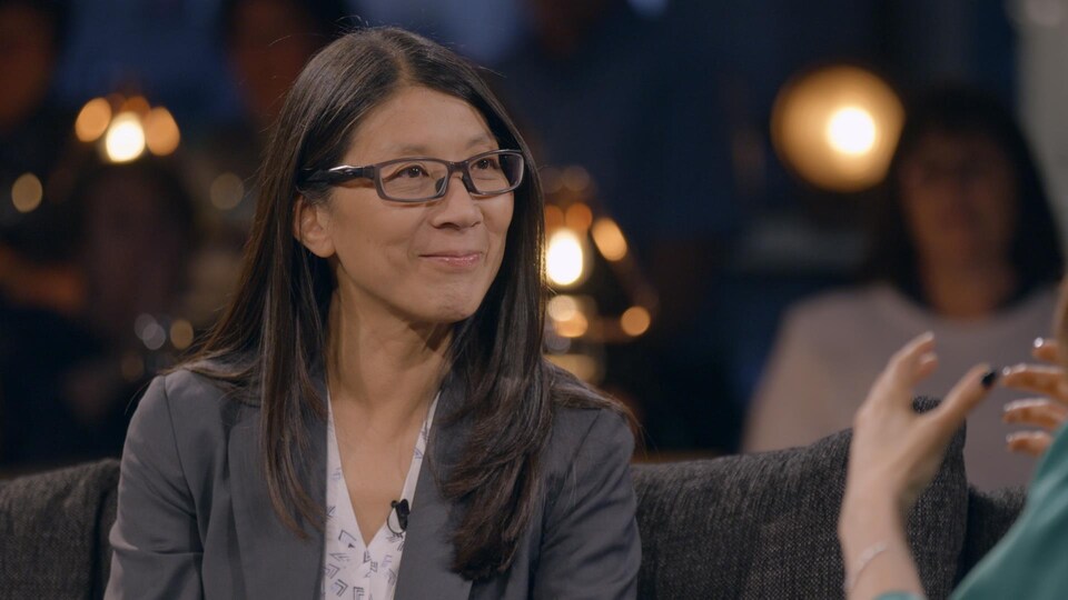La médecin Joanne Liu sur la plateau de Pour emporter.