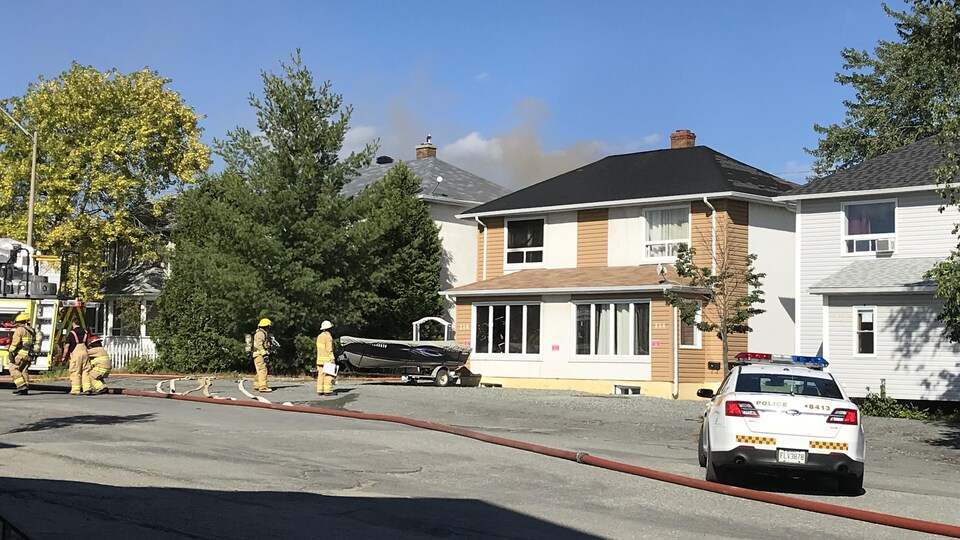 Incendie dans un duplex de la 6e Rue à RouynNoranda RadioCanada.ca