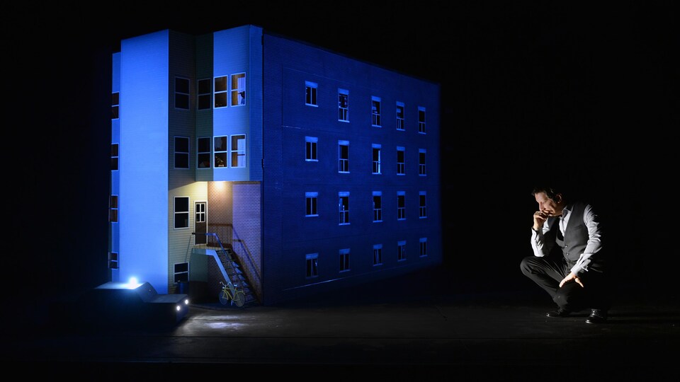 Une scène de la pièce « 887 » de Robert Lepage.