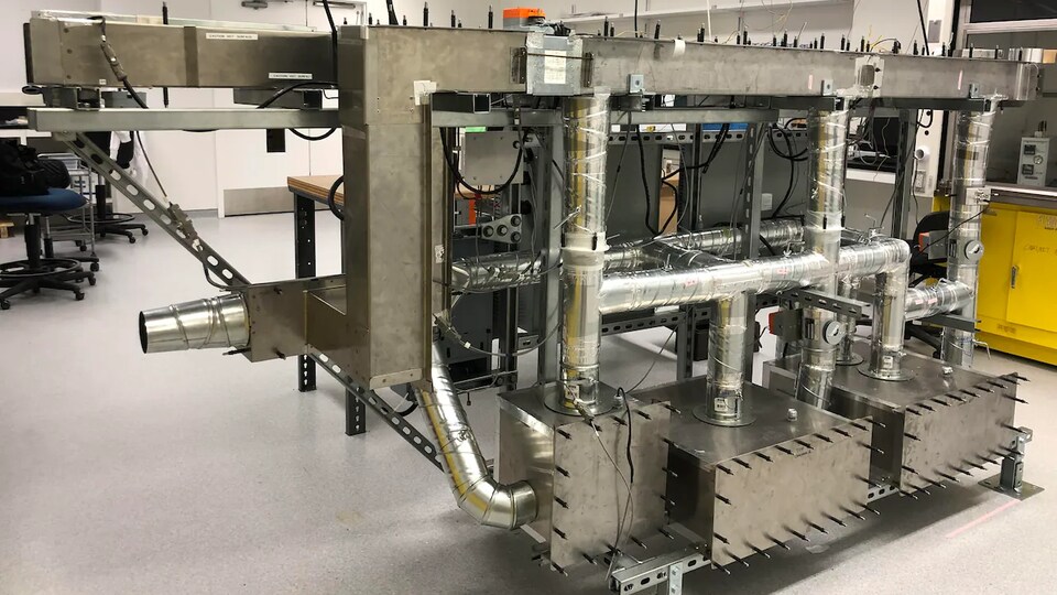 Un système de ventilation utilisé pour tester l'intelligence artificielle à l'Université de l'Alberta.