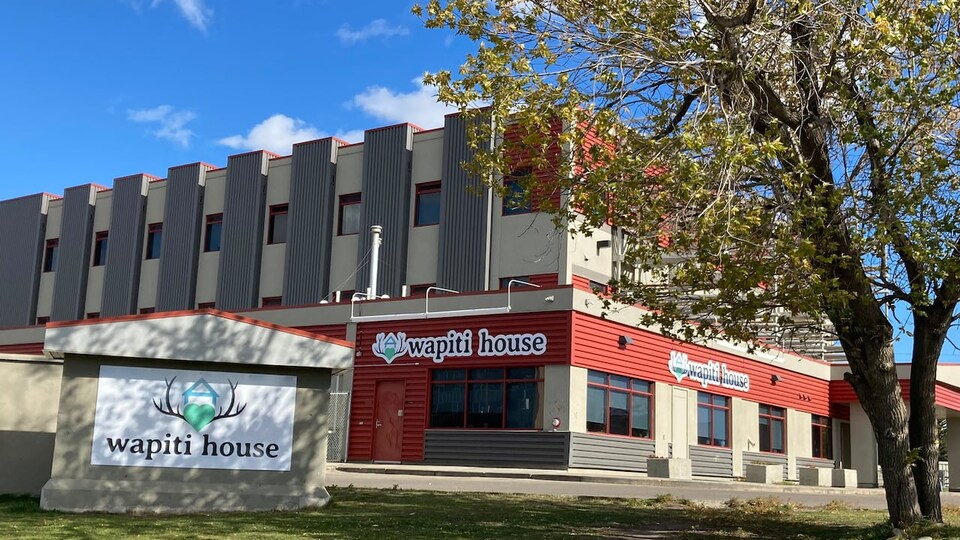 Façade du refuge pour sans-abri Wapiti House, à Grande Prairie, dans le nord de l'Alberta.