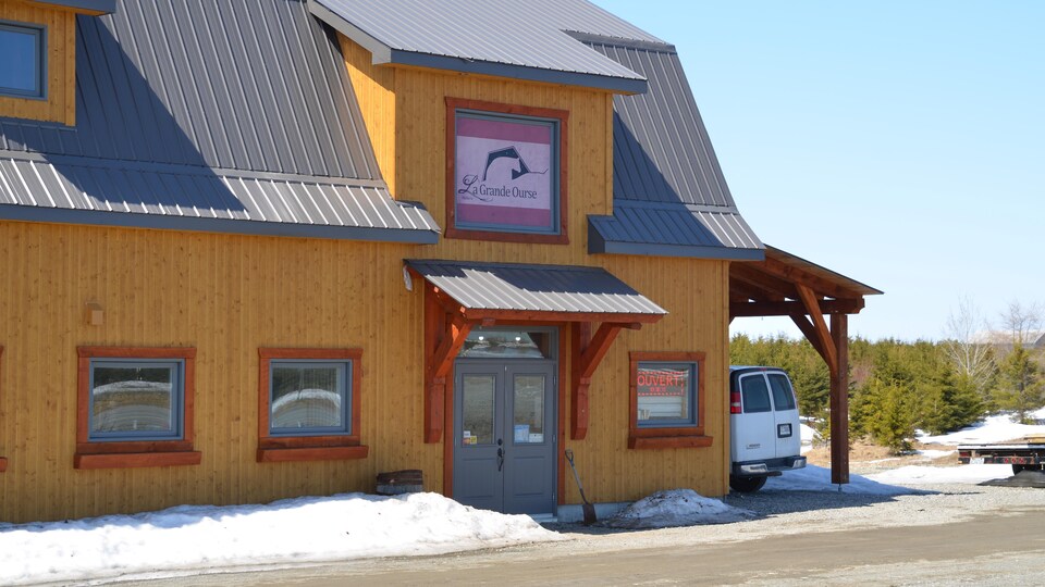 La Miellerie de la Grande Ourse est à vendre Des matins en or