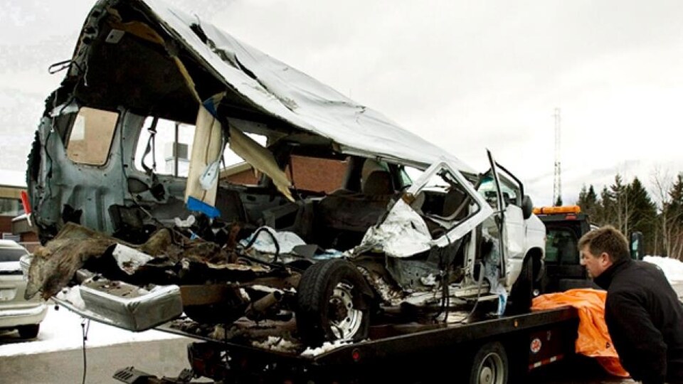 La fourgonnette 15 places au lendemain de l'accident de Bathurst. (Archives 2008)