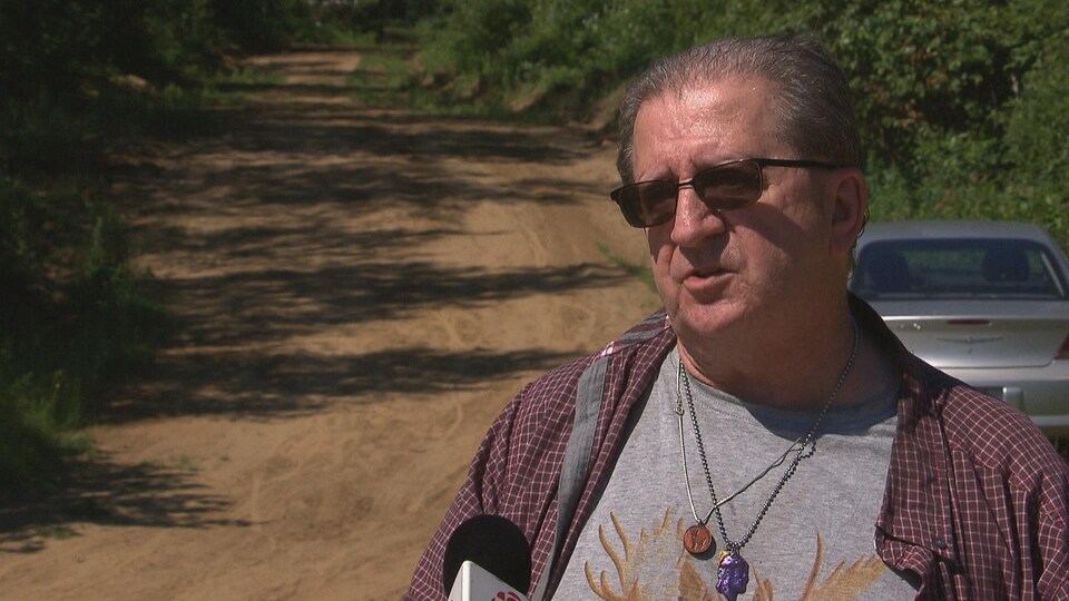 Guy Harvey a dû attendre les secours pendant plus de 40 minutes après son accident en véhicule tout-terrain mardi soir.