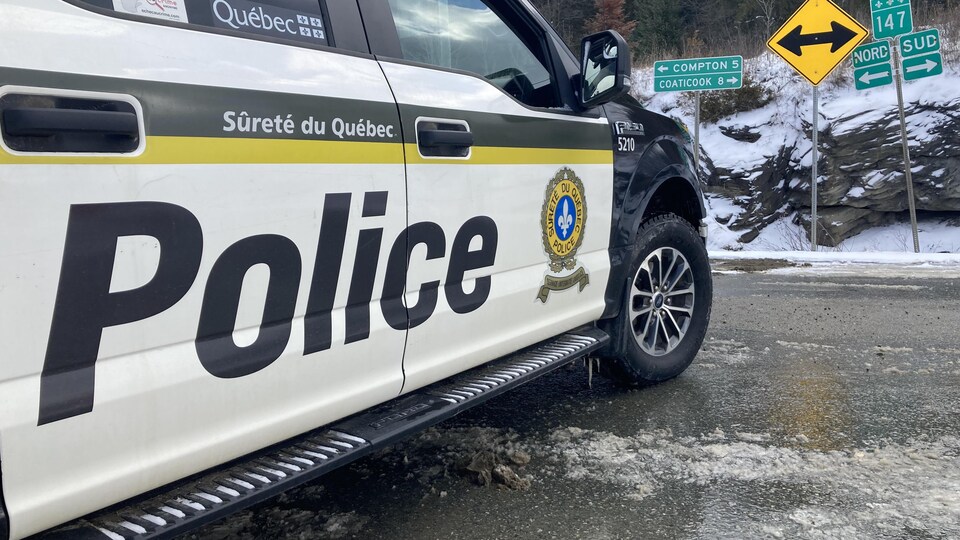 Une voiture de police de la Sûreté du Québec