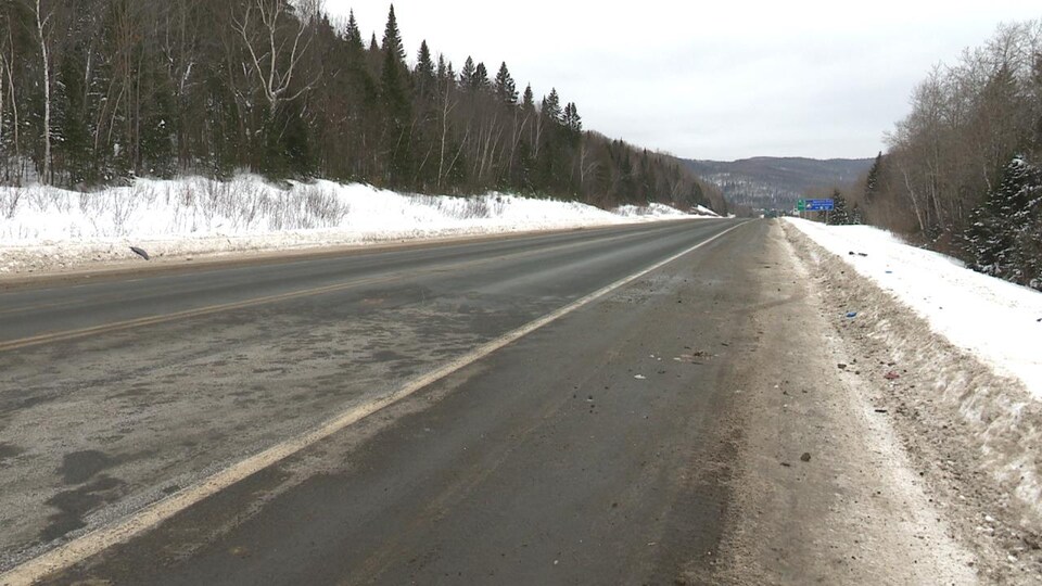 Une collision fait un mort et quatre blessés sur la route 11 près de