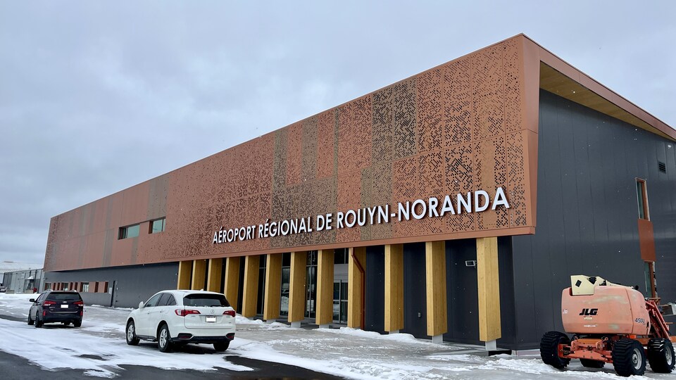 Des vols à 500 stimuleront le tourisme, mais « la confiance est à