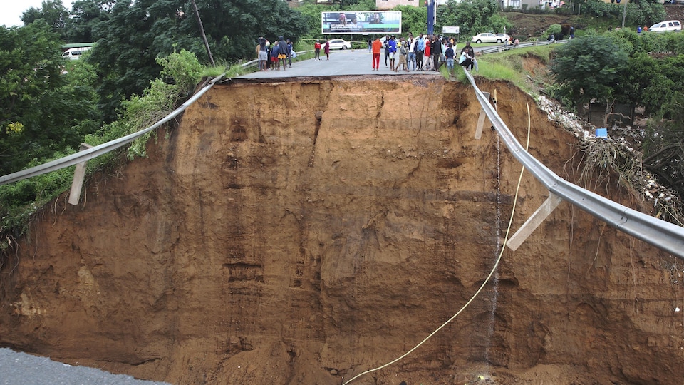 People were stranded after a bridge collapsed.